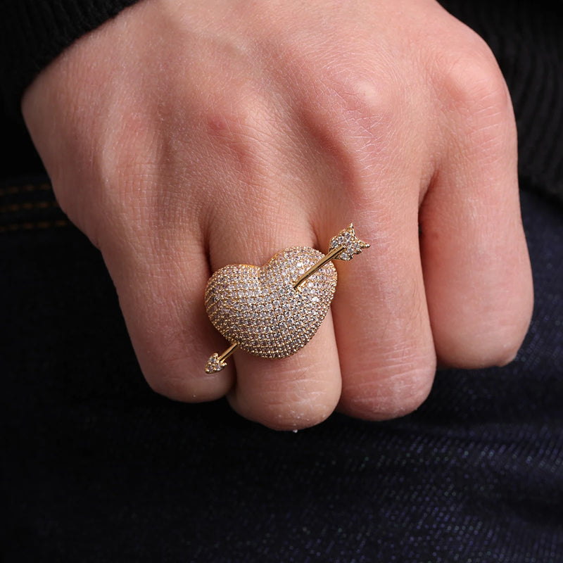 Bague de couple avec flèche et cœur